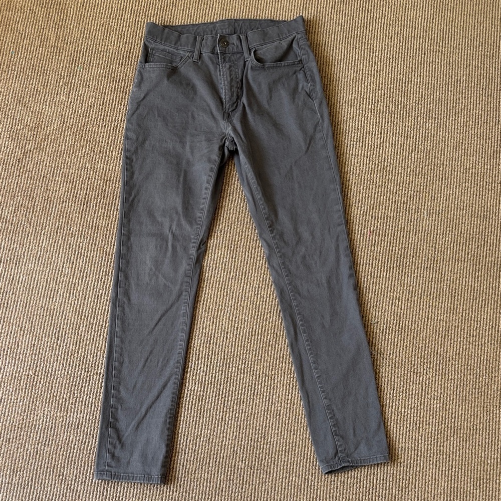 Gray Slim Uniqlo stretch cotton jeans XS men’s 26-28” W